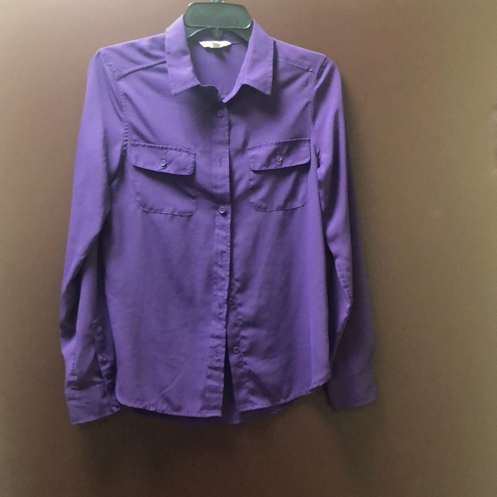American Eagle Outfitters blouse.  Size small.